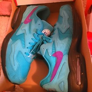 Nike Air Max 2 Light